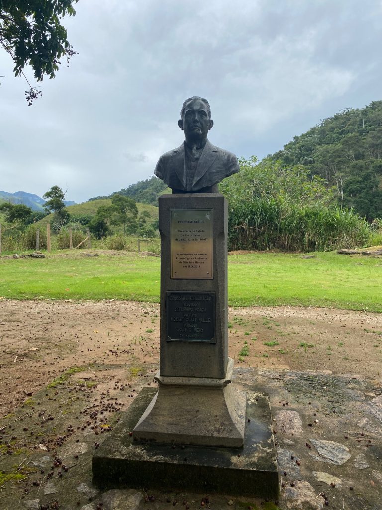 Busto de Feliciano Sodré